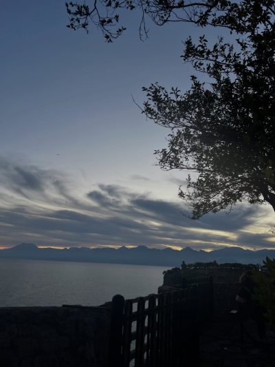 Antalya Lara Fener Yuruyus Yolu в декабре — фото погоды (2025-12-30)