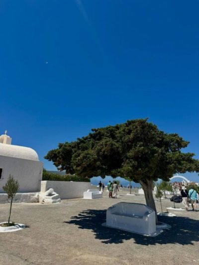 Oia, Santorini -Greece- в июне — фото погоды (2026-06-02)