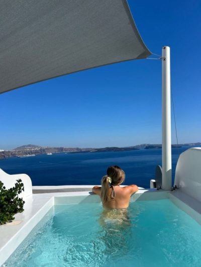 Oia, Santorini -Greece- в июле — фото погоды (2026-07-13)