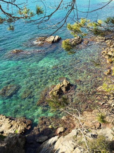 Lloret De Mar, Girona, Catalonia, Spain — фото погоды в феврале (2026-02-27)
