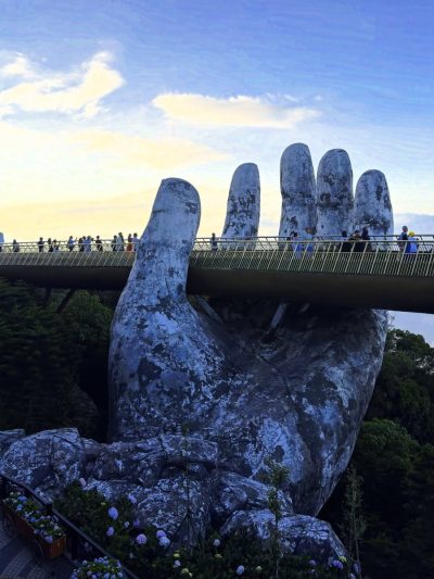 Cầu Vàng - Golden Bridge Bà Nà Hill, Đà Nẵng, Việt Nam в июле — фото погоды (2026-07-04)
