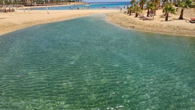 Beach at Brayka Bay Reef Resort — фото погоды в мае (2026-05-12)