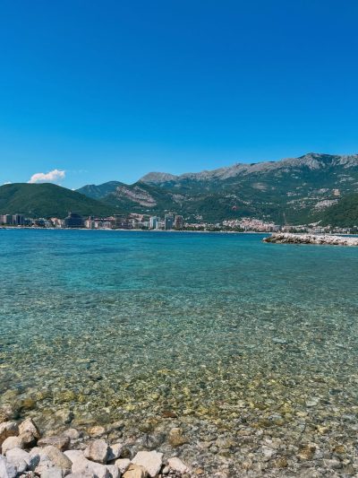Hawaii Beach, Budva в июле — фото погоды (2026-07-12)
