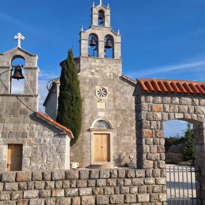 Ploce,Budva в апреле — фото погоды (2026-04-11)