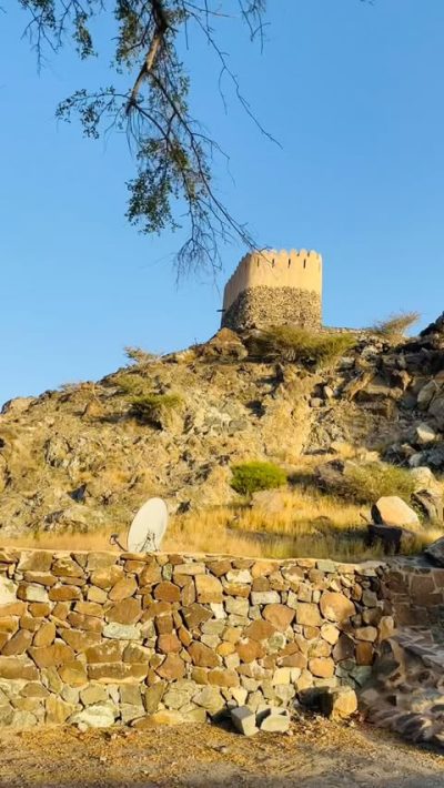 Al Badiyah Mosque в июне — фото погоды (2026-06-01)