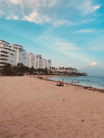 Hemingway Beach в июне — фото погоды (2026-06-22)