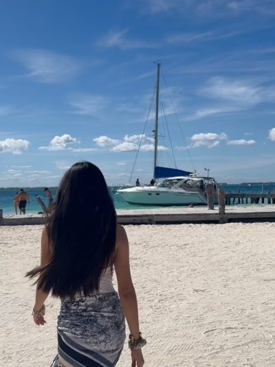 Playa de Isla Mujeres в феврале — фото погоды (2026-02-22)