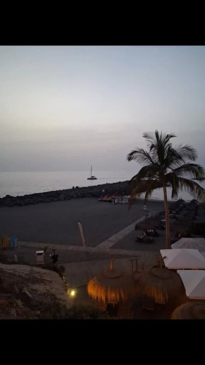 Costa Adeje Beach в сентябре — фото погоды (2025-09-21)