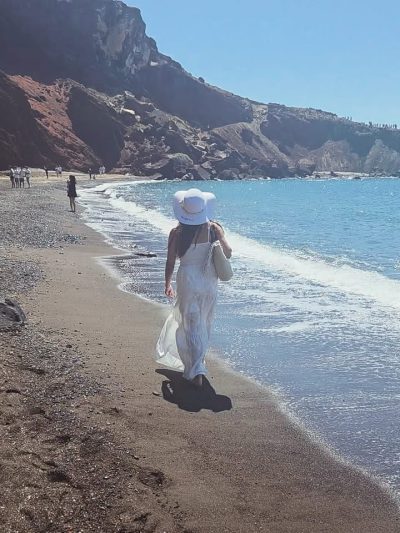 Red Beach Akrotiri в апреле — фото погоды (2026-04-27)