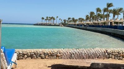 Beach at Arabia Azur Resort Hurghada — фото погоды в октябре (2025-10-01)