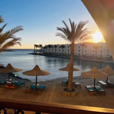 Beach at Arabia Azur Resort Hurghada — фото погоды в марте (2026-03-01)