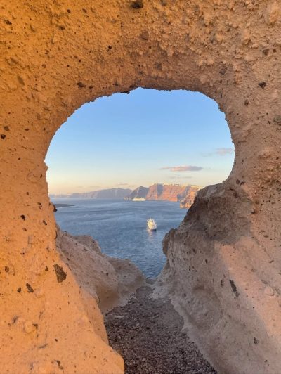 The Heart of Santorini в октябре — фото погоды (2025-10-23)