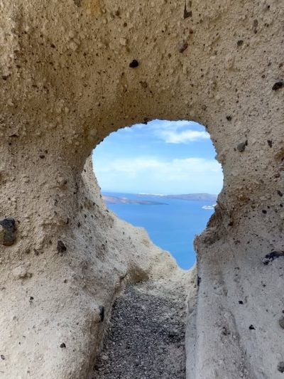The Heart of Santorini в мае — фото погоды (2026-05-20)