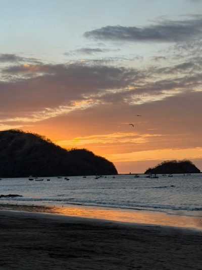 Playa Del Coco, Costa Rica в апреле — фото погоды (2026-04-02)