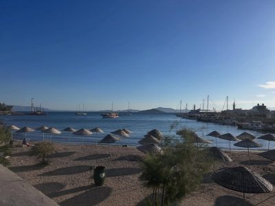 Bodrum Turgutreis в сентябре — фото погоды (2025-09-30)