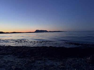 Spiaggia La Cinta San Teodoro в июне — фото погоды (2026-06-15)