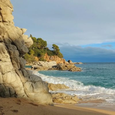 Cala Sa boadella в декабре — фото погоды (2025-12-23)