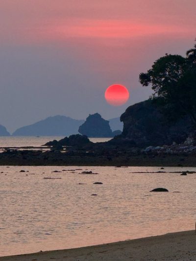 Pangulasian Island Resort — фото погоды в апреле (2026-04-25)