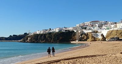 Praia De Albufeira (Albufeira Beach) в ноябре — фото погоды (2025-11-20)