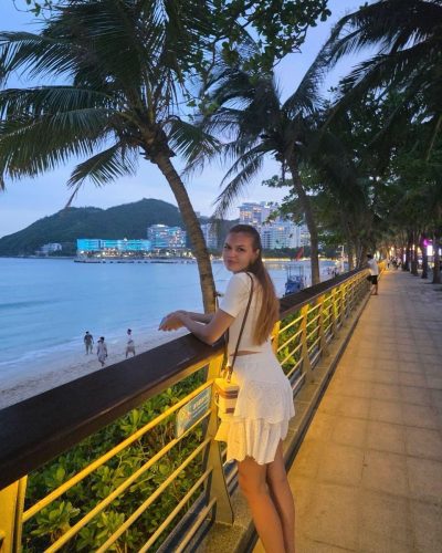 Dadonghai Beach в сентябре — фото погоды (2025-09-28)