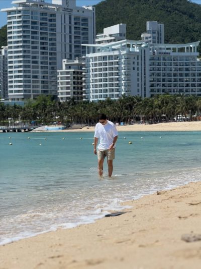Dadonghai Beach в октябре — фото погоды (2025-10-27)
