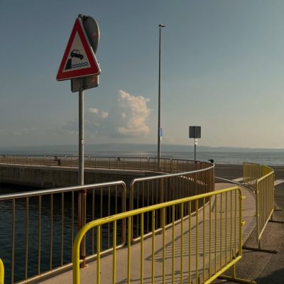 Split Harbour, Croatia в марте — фото погоды (2026-03-09)