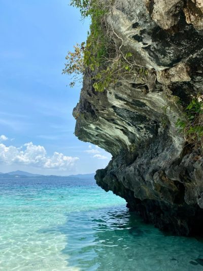 Las Cabanas Beach Resort, El Nido Palawan — фото погоды в апреле (2026-04-12)