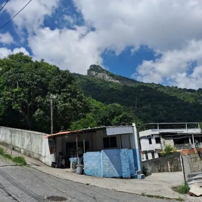 Cosme Velho (Bairro) в мае — фото погоды (2026-05-18)