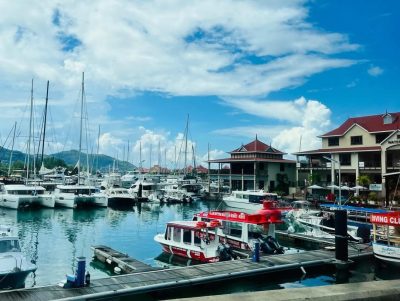 Eden Island, Seychelles (Official Fan Page) в марте — фото погоды (2026-03-19)