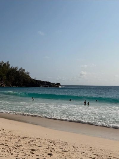 Anse Intendance, Mahé, Seychelles в октябре — фото погоды (2025-10-26)