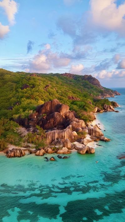 Anse Source d'Argent в октябре — фото погоды (2025-10-26)