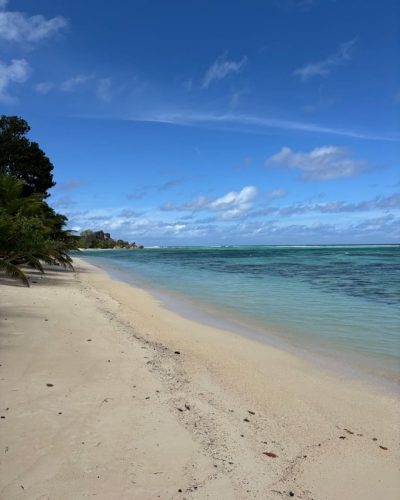 Anse Source d'Argent в декабре — фото погоды (2025-12-25)