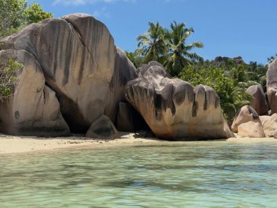 Anse Source d'Argent в марте — фото погоды (2026-03-29)