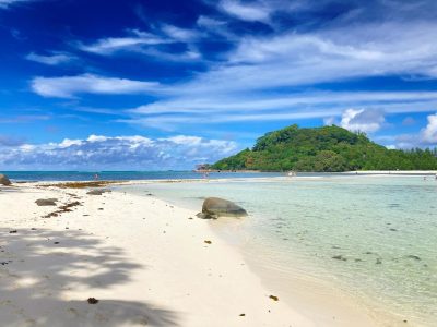 Anse Source d'Argent в апреле — фото погоды (2026-04-23)
