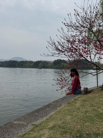 Hangzhou's West Lake в апреле — фото погоды (2026-04-05)