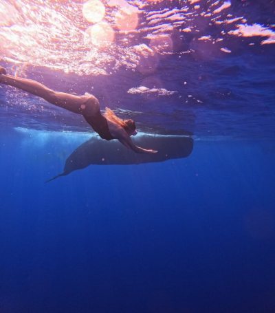 Somewhere in Indian Ocean в октябре — фото погоды (2025-10-04)