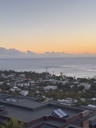 Somewhere in Indian Ocean в апреле — фото погоды (2026-04-12)