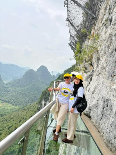 Yangshou Resort , Guilin , China — фото погоды в октябре (2025-10-11)