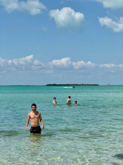 Ambergris Caye, San Pedro, Belize в марте — фото погоды (2026-03-21)