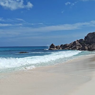 Grand Anse, La Digue, Seychelles в январе — фото погоды (2026-01-28)