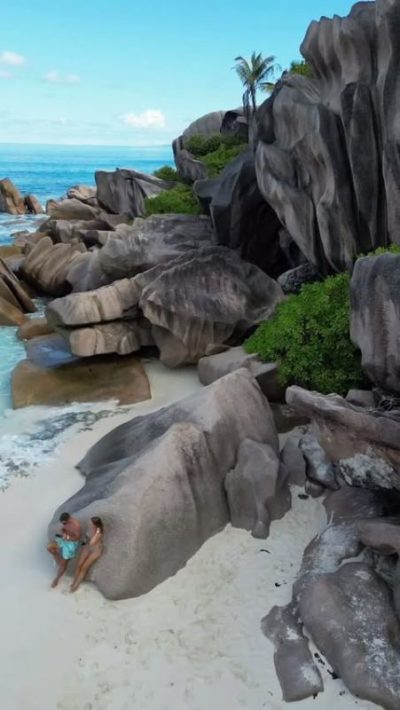 Grand Anse, La Digue, Seychelles в марте — фото погоды (2026-03-30)