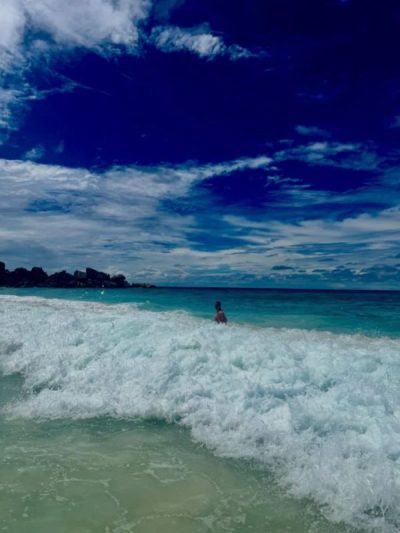 Grand Anse, La Digue, Seychelles в апреле — фото погоды (2026-04-22)