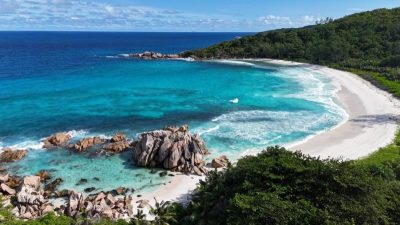 Grand Anse, La Digue, Seychelles в мае — фото погоды (2026-05-07)