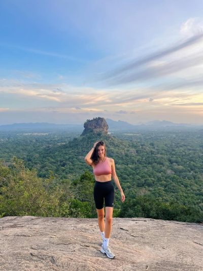 Lion's Rock в сентябре — фото погоды (2025-09-30)