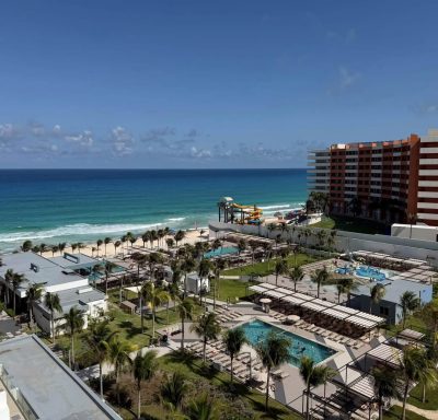 Playa Delfines, Cancún, Quitana Roo, México в июне — фото погоды (2026-06-30)