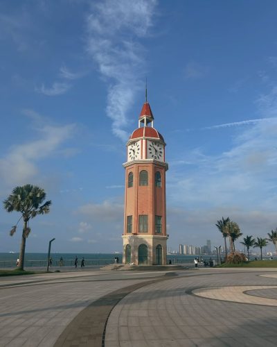 Sunshine Beach Park (西秀海滩公园) в мае — фото погоды (2026-05-05)