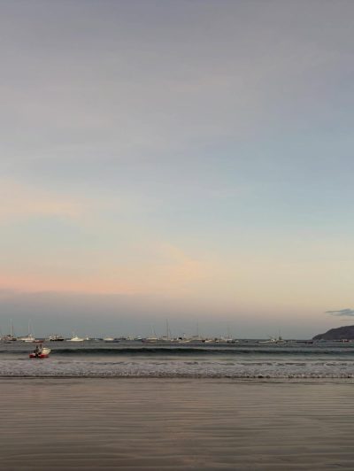 Playa Tamarindo, Guanacaste в апреле — фото погоды (2026-04-16)