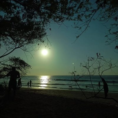 Playa Tamarindo, Guanacaste в апреле — фото погоды (2026-04-20)