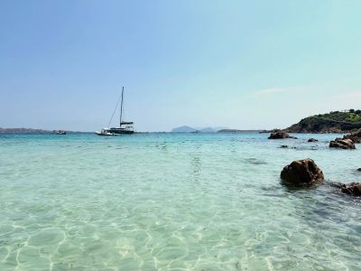 Spiaggia Del Principe - Porto Cervo в октябре — фото погоды (2025-10-07)