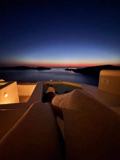 Rocabella Santorini Hotel & Spa — фото погоды в апреле (2026-04-30)